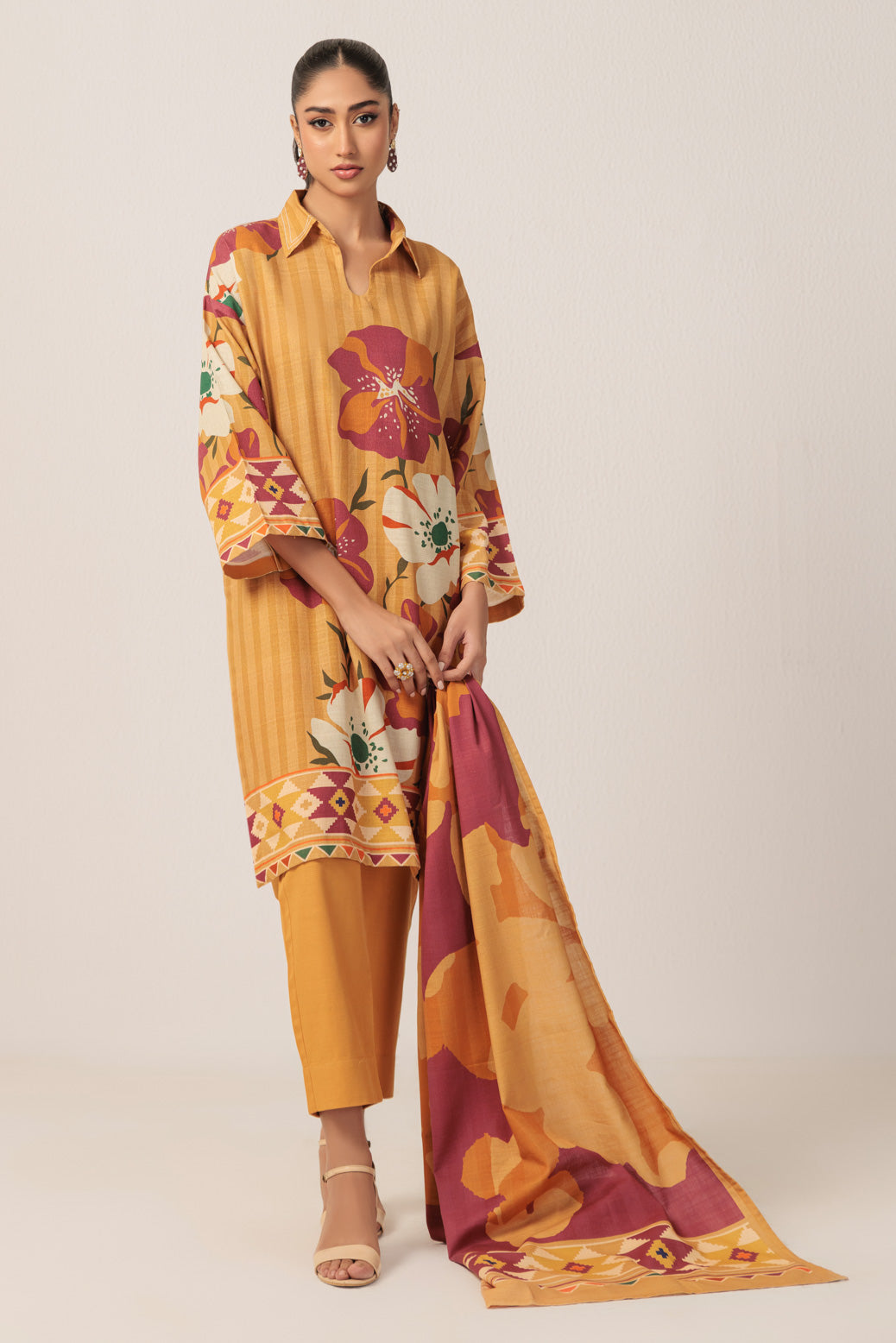 Bonanza Satrangi | Yellow Khaddar 3 Piece (WS2243P43) 10 Yellow