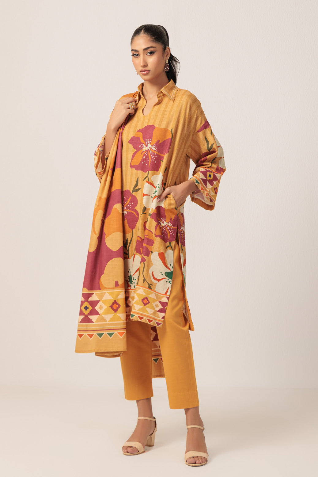 Bonanza Satrangi | Yellow Khaddar 3 Piece (WS2243P43) 14 Yellow