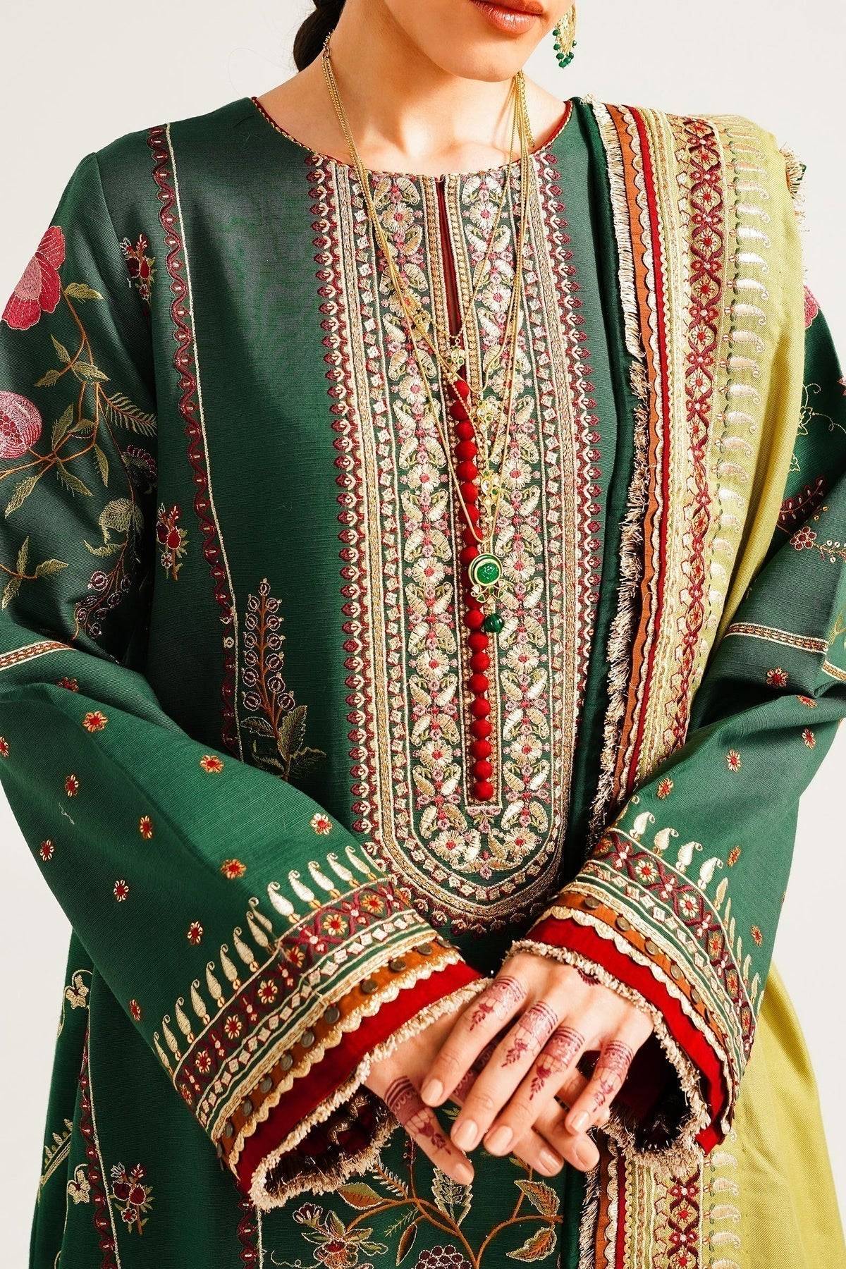 Zara ShahJahan | Winter Shawl 23 | WS23-D7 - Pakistani Designer Dress - by Zara Shahjahan | Type: Luxury - 100% Original at Saira Sultan