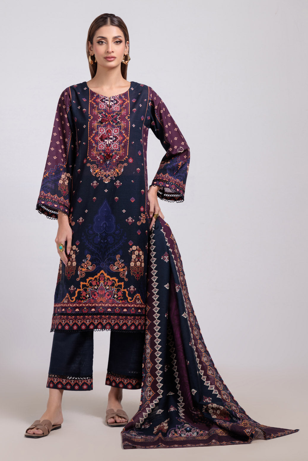 Bonanza Satrangi | Black Khaddar 3 Piece (WS6243P56) 8 Black