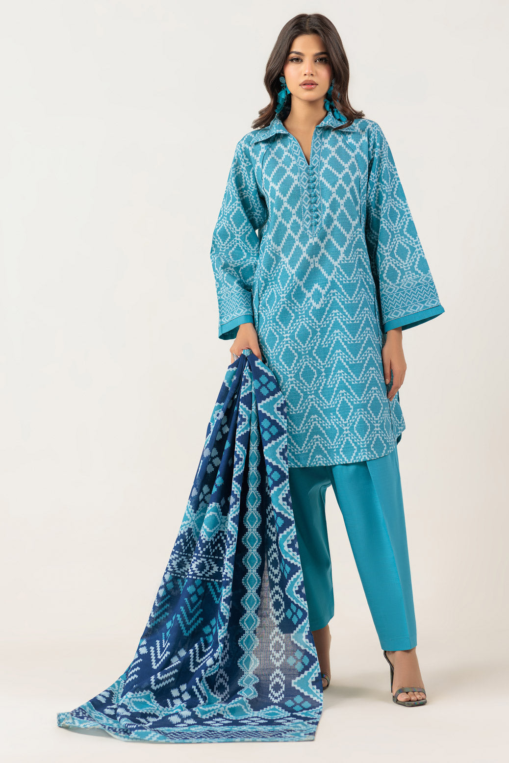 Bonanza Satrangi | Ice Blue Khaddar 3 Piece (WS6243P88) 12 Blue