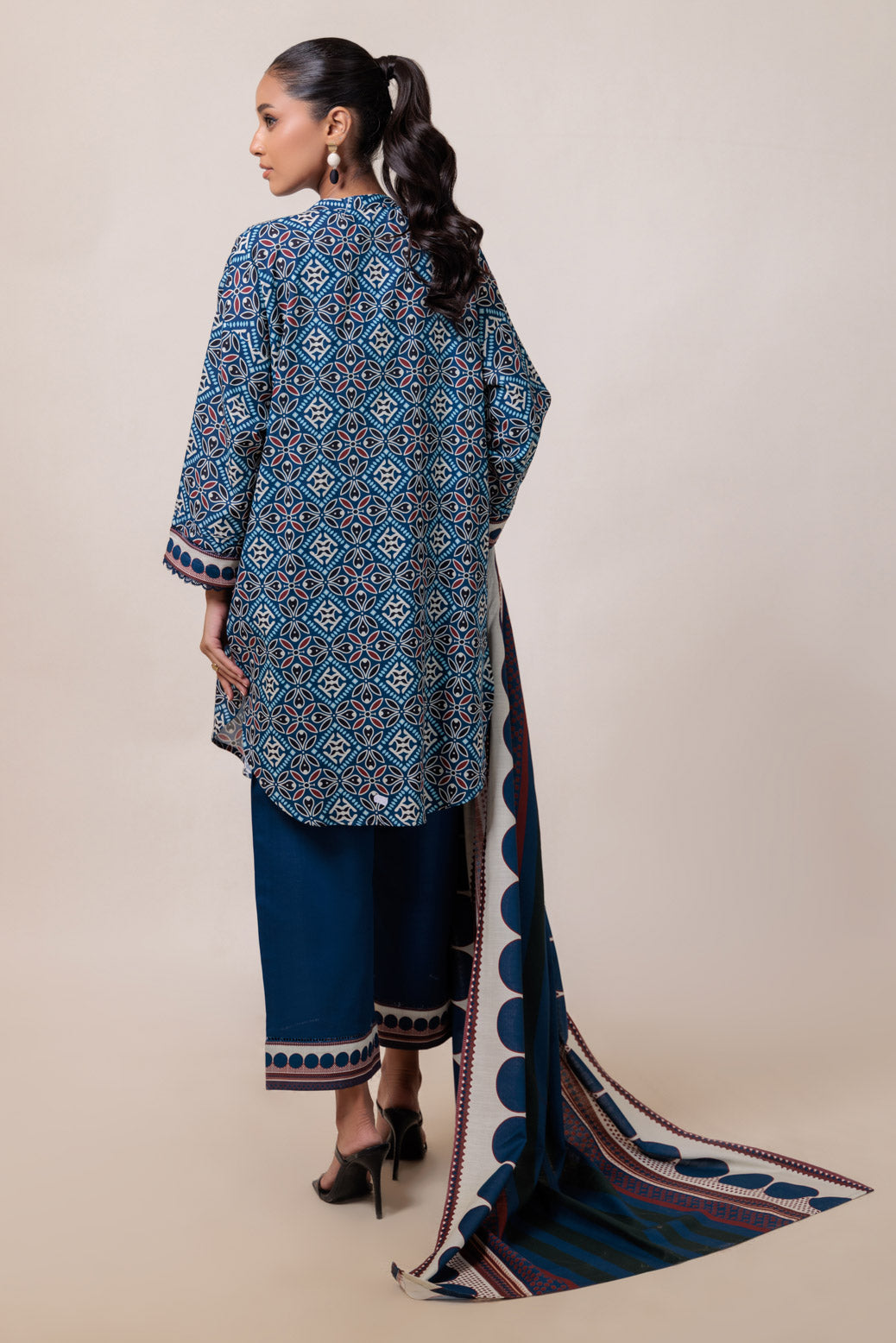 Bonanza Satrangi | Blue Khaddar 3 Piece (WS7243P15) 16 Blue