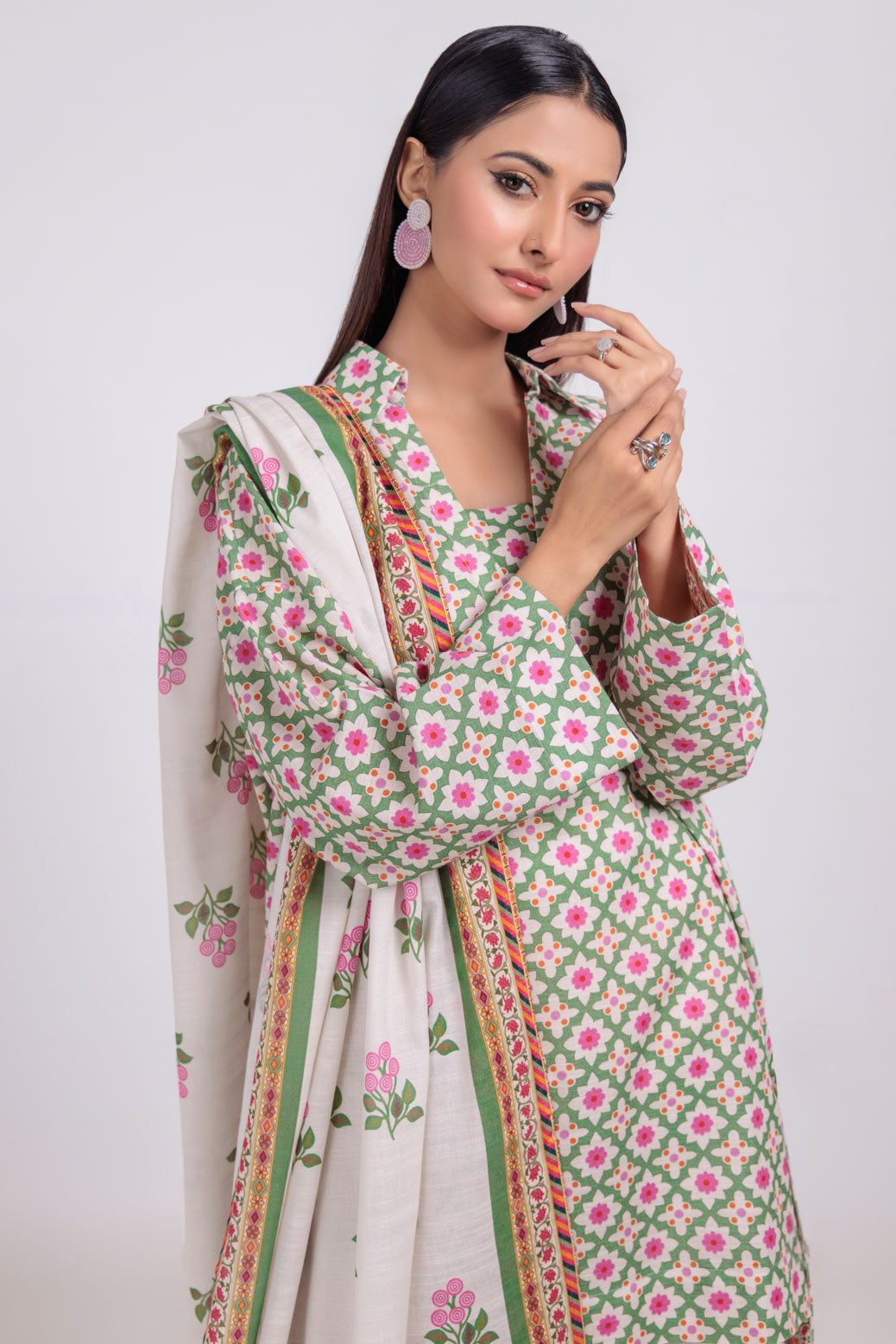 Bonanza Satrangi | Beige Khaddar 3 Piece (WS7243P29) 10 Beige