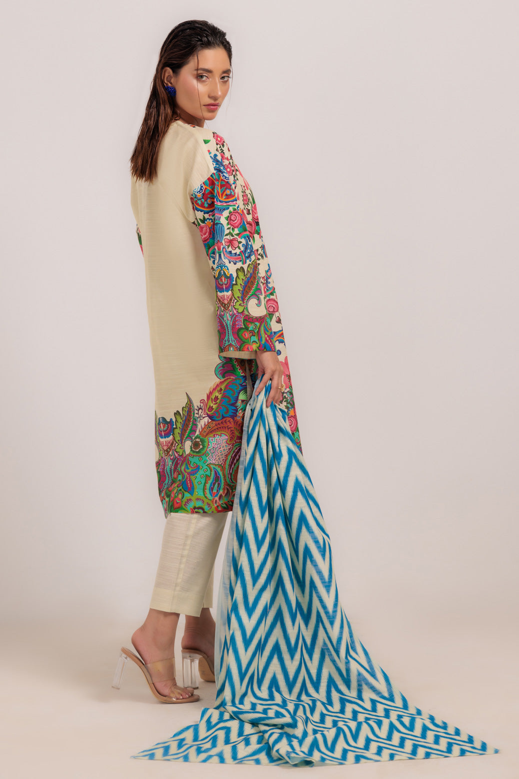 Bonanza Satrangi | Beige Khaddar 3 Piece (WS7243P36) 10 Beige