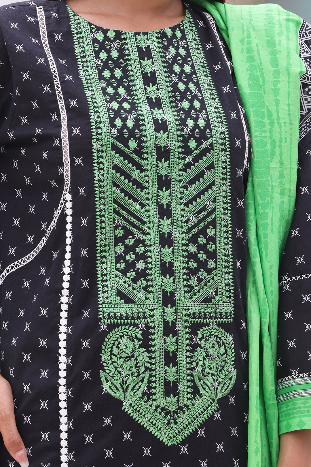 Zellbury | Unstitched 2 Piece Cambric | Embroidered Shirt Dupatta - 0027