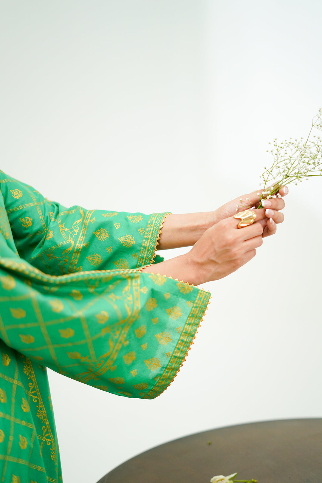 Zellbury | Unstitched 3 Piece Lawn | Shirt Shalwar Dupatta - 1237
