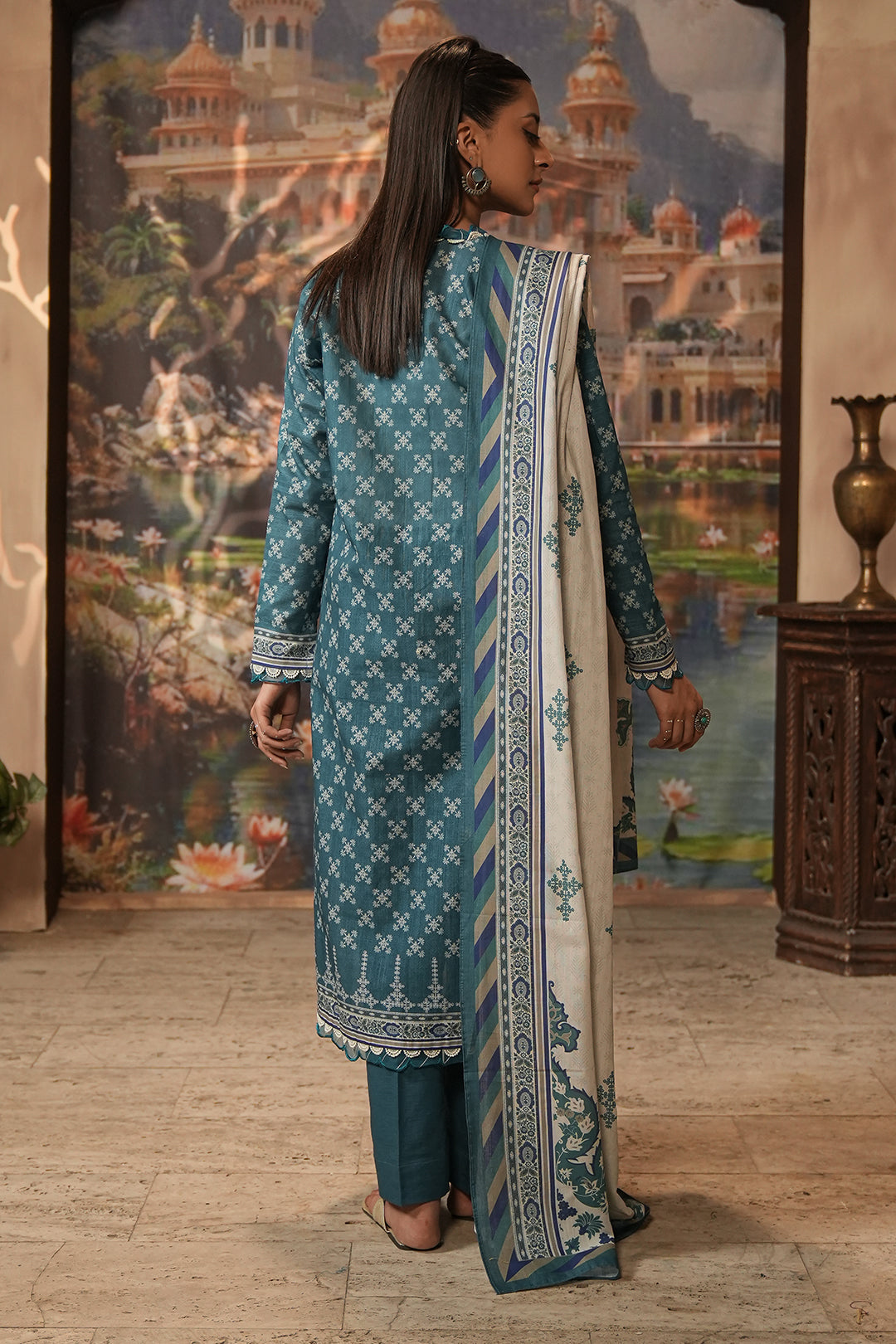 Zellbury | Unstitched 2 Piece Khaddar | Embroidered Shirt Dupatta - 0350