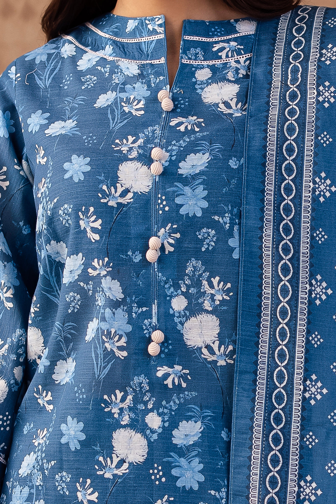 Zellbury | Unstitched 3 Piece Khaddar | Embroidered Shirt Shalwar Dupatta - 0226