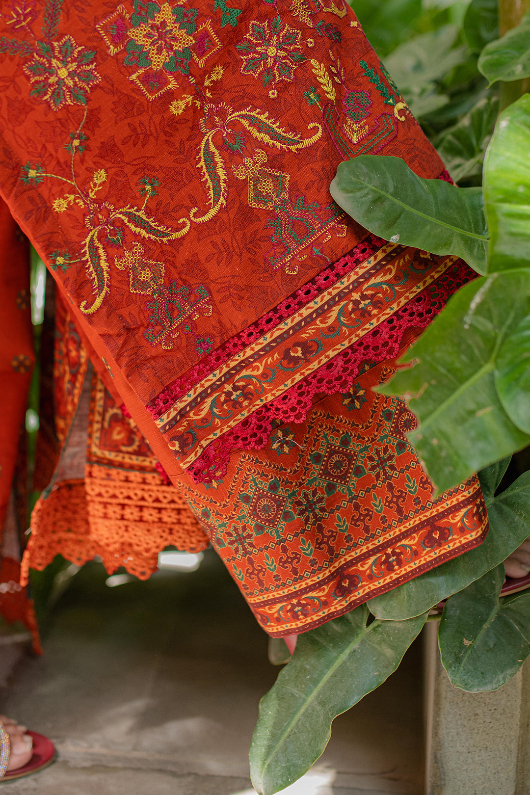 Zellbury | Unstitched 3 Piece Khaddar | Embroidered Shirt Shalwar Dupatta - 0233