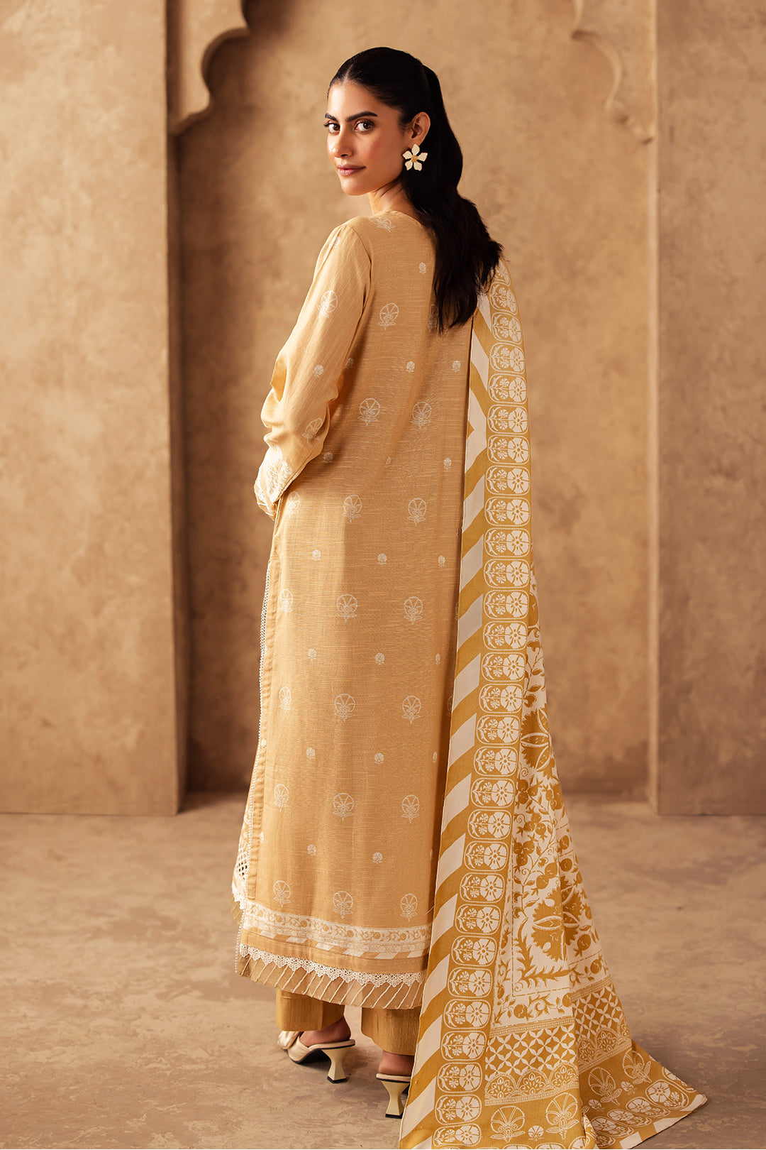 Zellbury | Unstitched 3 Piece Khaddar | Embroidered Shirt Shalwar Shawl - 0310