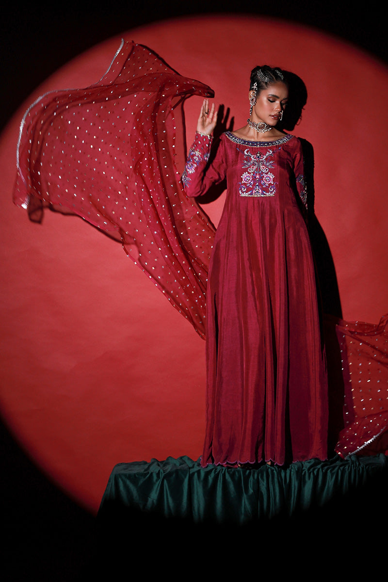 Wardha Saleem | Meeram Festive Formals | Jamuni XL Magenta Korean Raw Silk