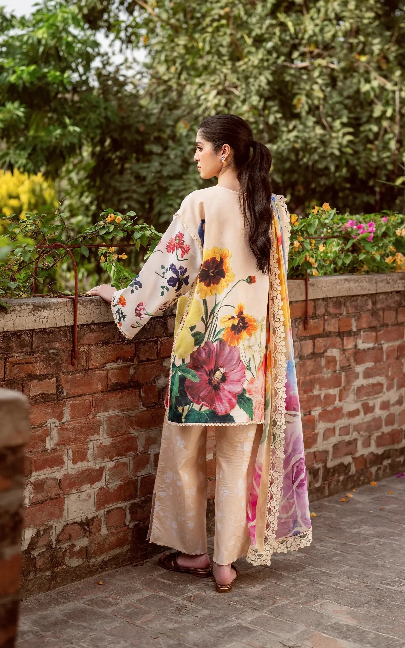 Asifa and Nabeel | Yakin Summer 25 | Bloomlight-(YKL25-13) Light Pink S Lawn