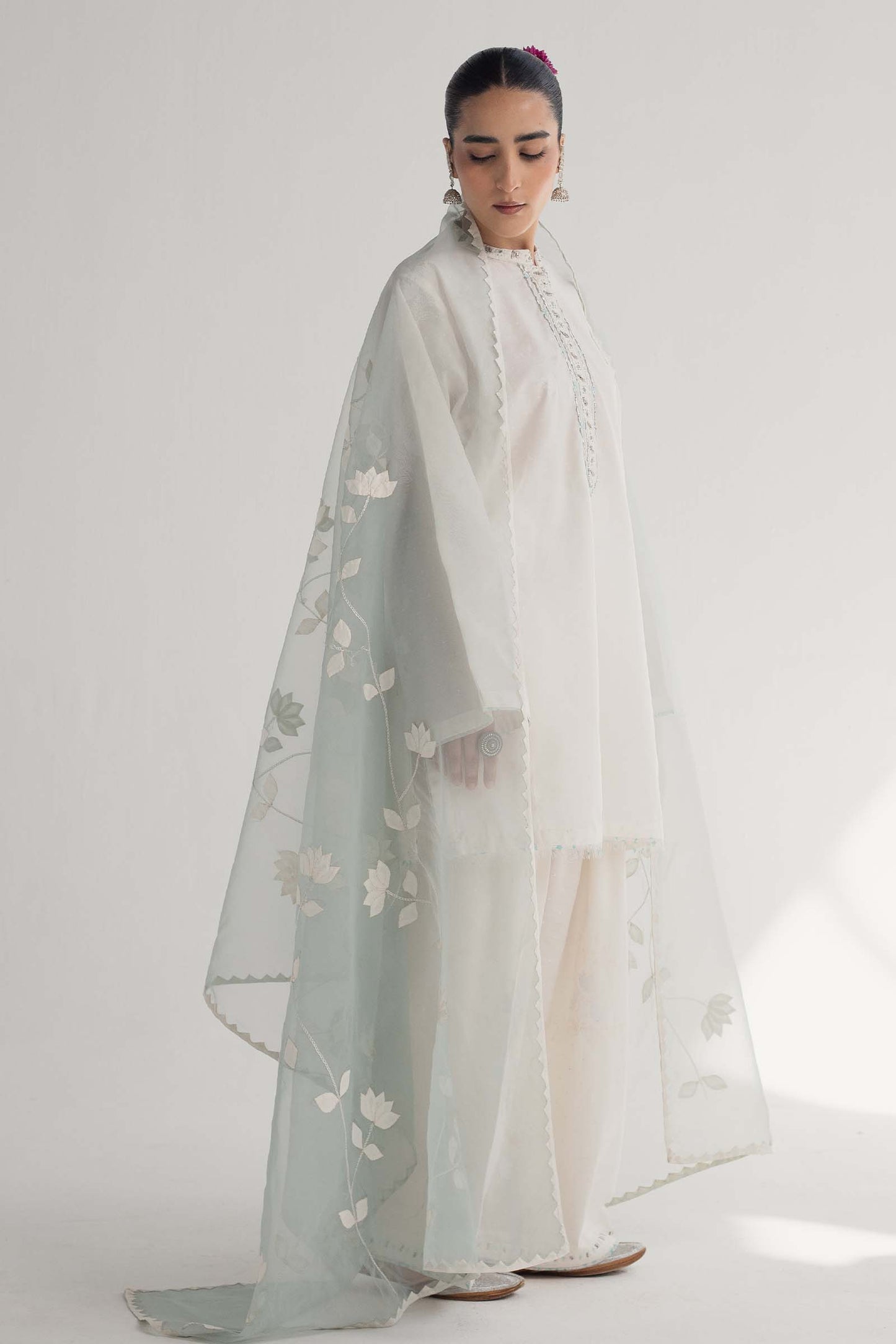 Zara Shahjahan | Handcrafted Suits | ZHC-046 - Pakistani Designer Dress - by Zarposh | Type: Luxury - 100% Original at Saira Sultan
