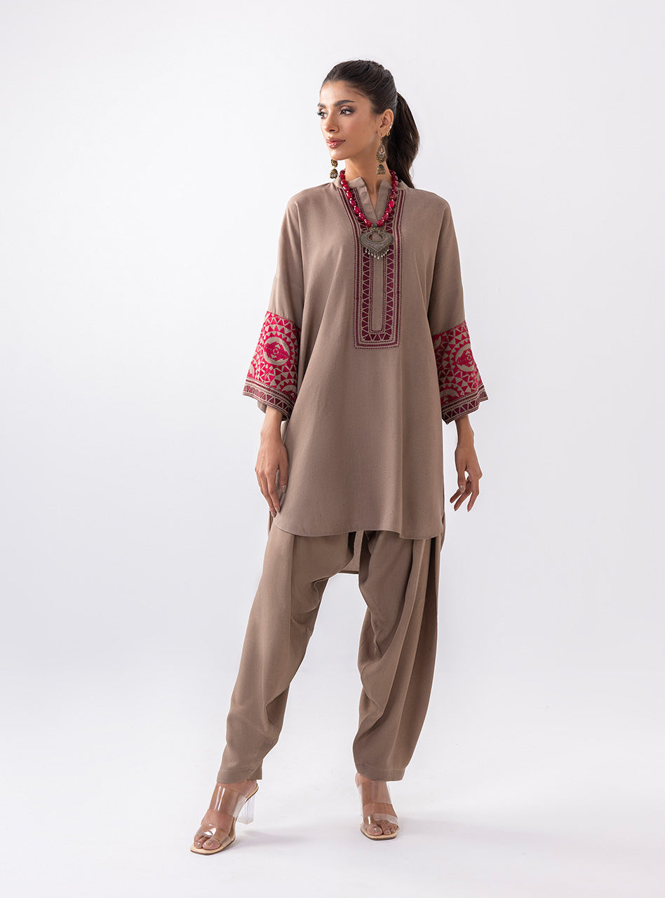 Zainab Chottani | Aara Casual Pret | Sandy Beige XS Rosy Brown Ecovero Viscose