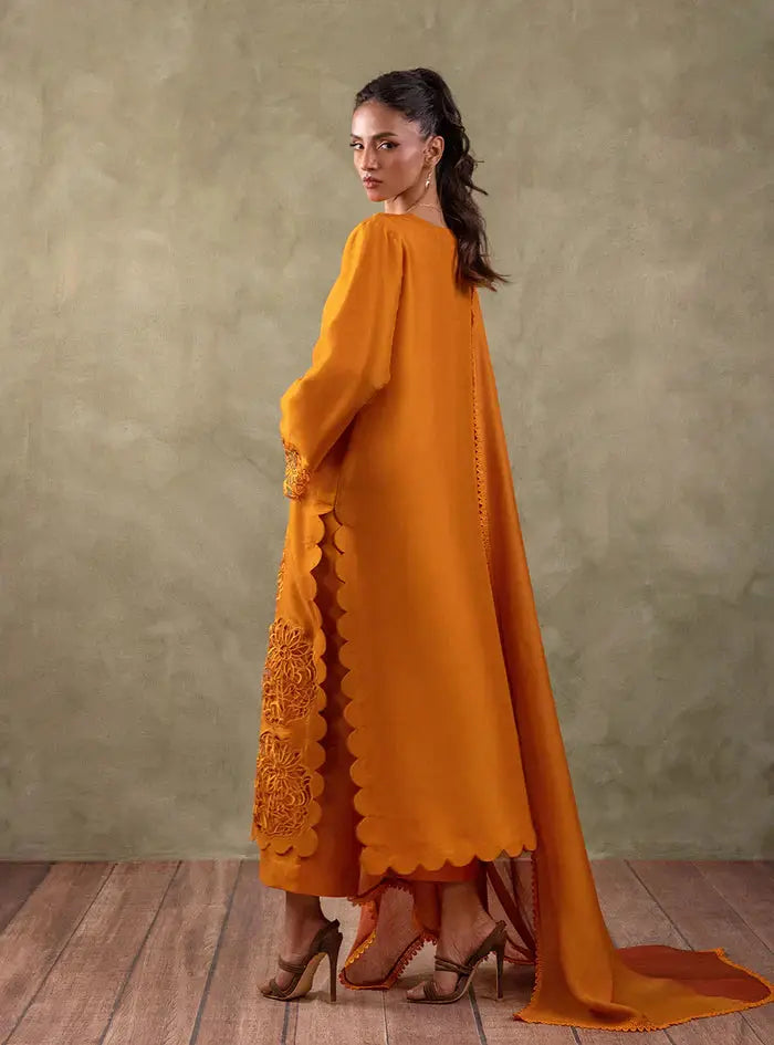Zainab Chottani | Eid Edit 24 | Burning Amber - Pakistani Designer Dress - by Zainab Chottani | Type: Formal - 100% Original at Saira Sultan