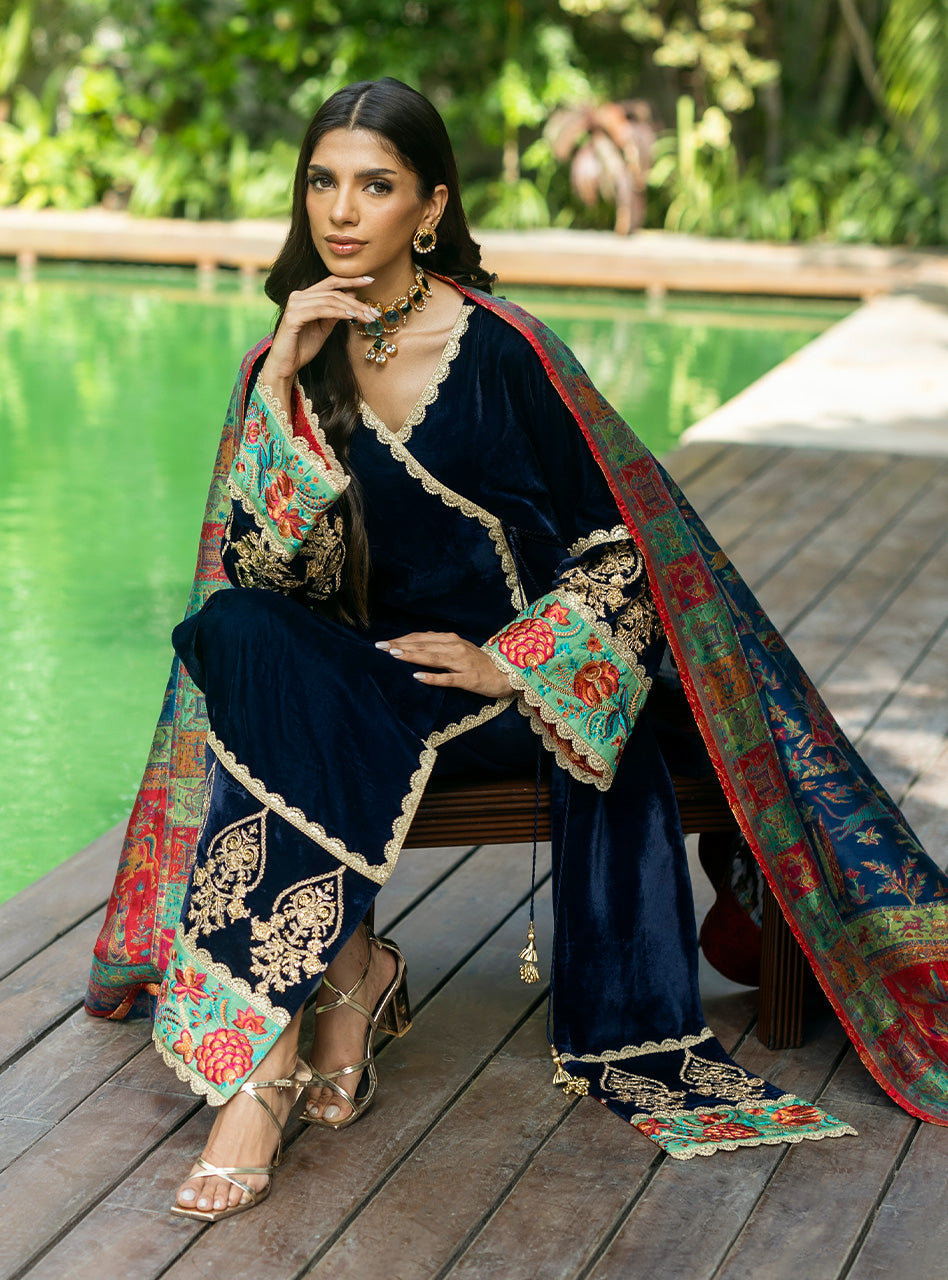 Zainab Chottani | Makhmal Luxe Pret | Farrin M Dark Blue Velvet