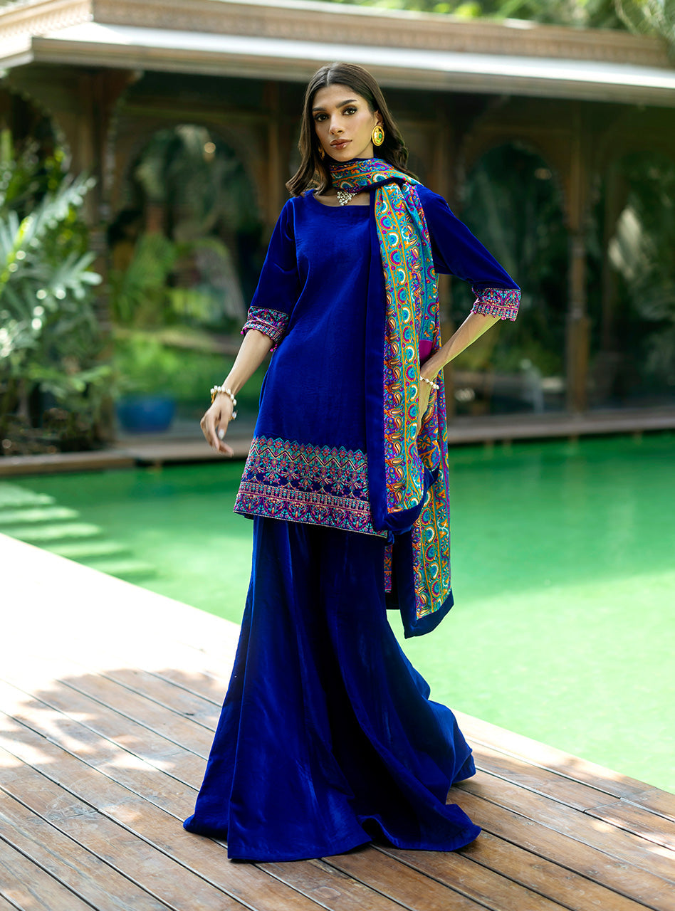 Zainab Chottani | Makhmal Luxe Pret | Marjan L Electric Blue Velvet
