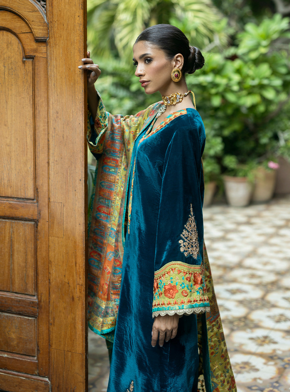 Zainab Chottani | Makhmal Luxe Pret | Soltani M Emerald Green Velvet