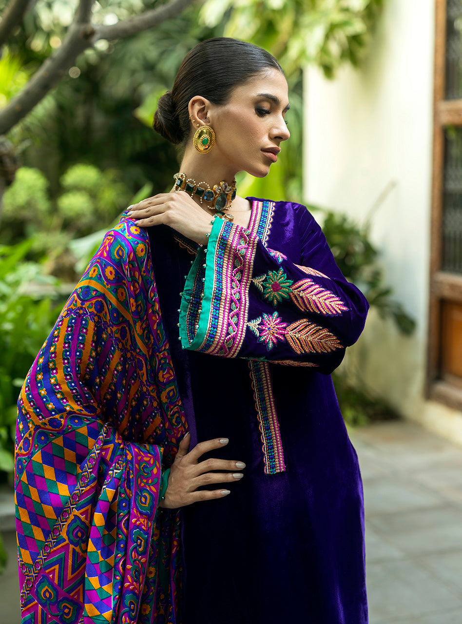 Zainab Chottani | Makhmal Luxe Pret | Rangin XL Deep Purple Velvet