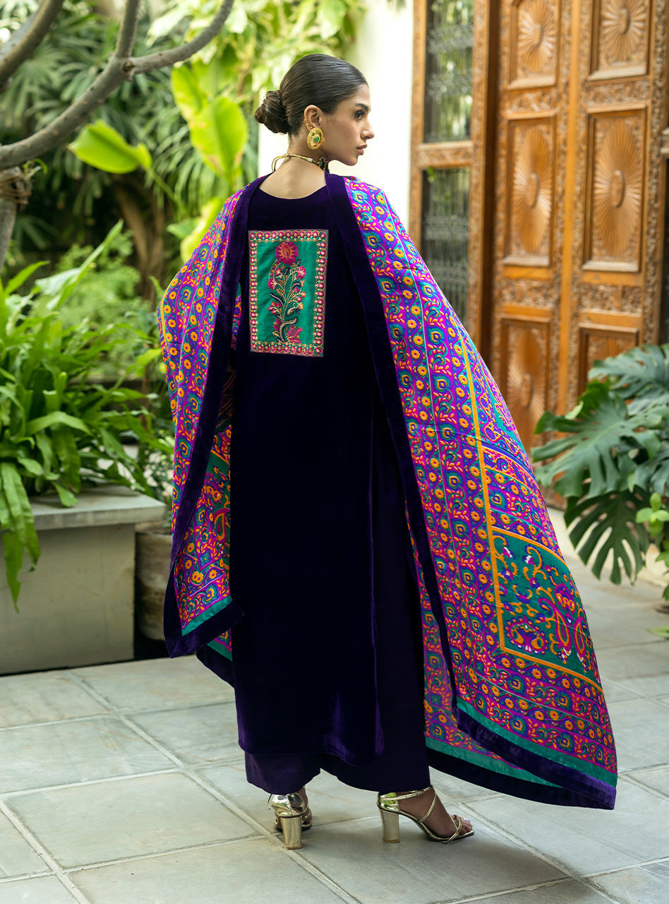 Zainab Chottani | Makhmal Luxe Pret | Rangin S Deep Purple Velvet