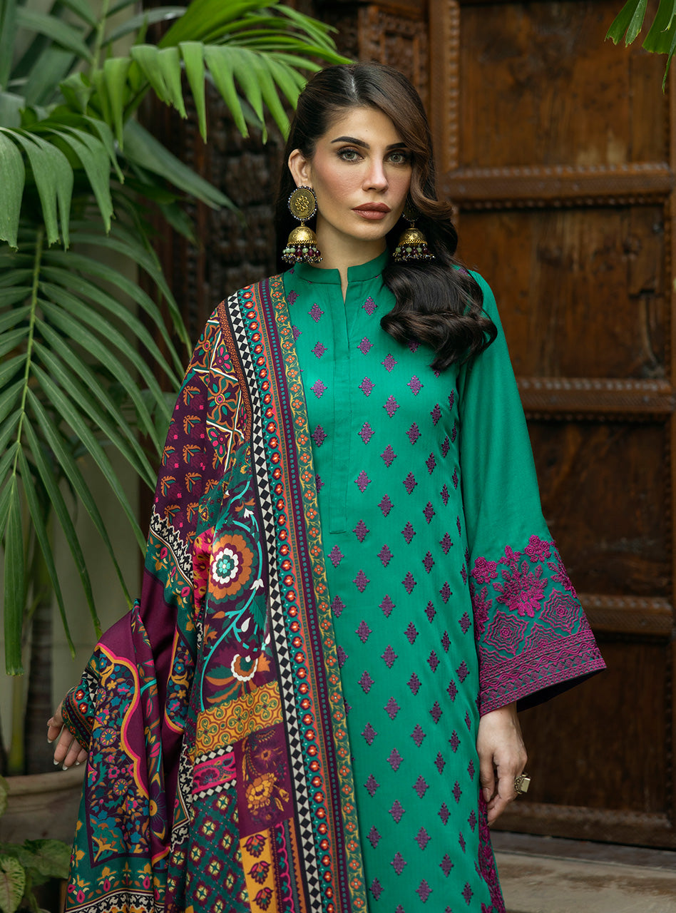 Zainab Chottani | Winter Shawls 24 | Esha L Emerald Green Herringbone