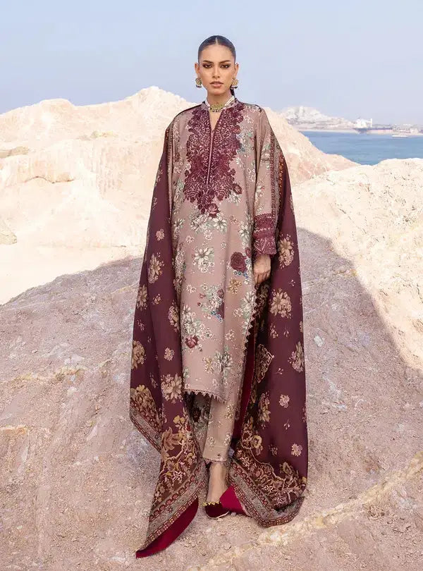 Zainab Chottani | Winter Shawls | AKS - Pakistani Designer Dress - by Zainab Chottani | Type: Luxury - 100% Original at Saira Sultan