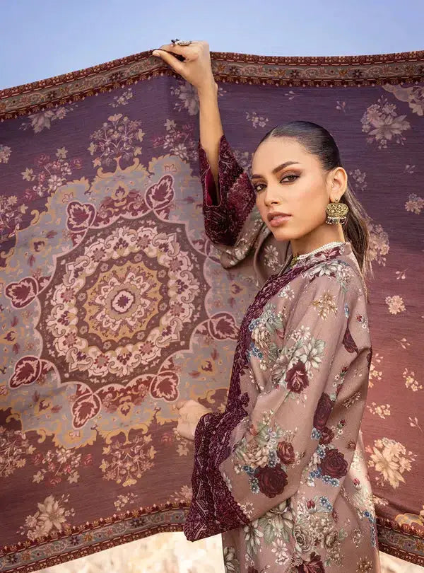 Zainab Chottani | Winter Shawls | AKS - Pakistani Designer Dress - by Zainab Chottani | Type: Luxury - 100% Original at Saira Sultan