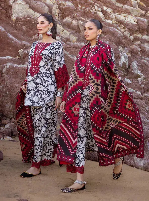Zainab Chottani | Winter Shawls | Asna - Pakistani Designer Dress - by Zainab Chottani | Type: Luxury - 100% Original at Saira Sultan