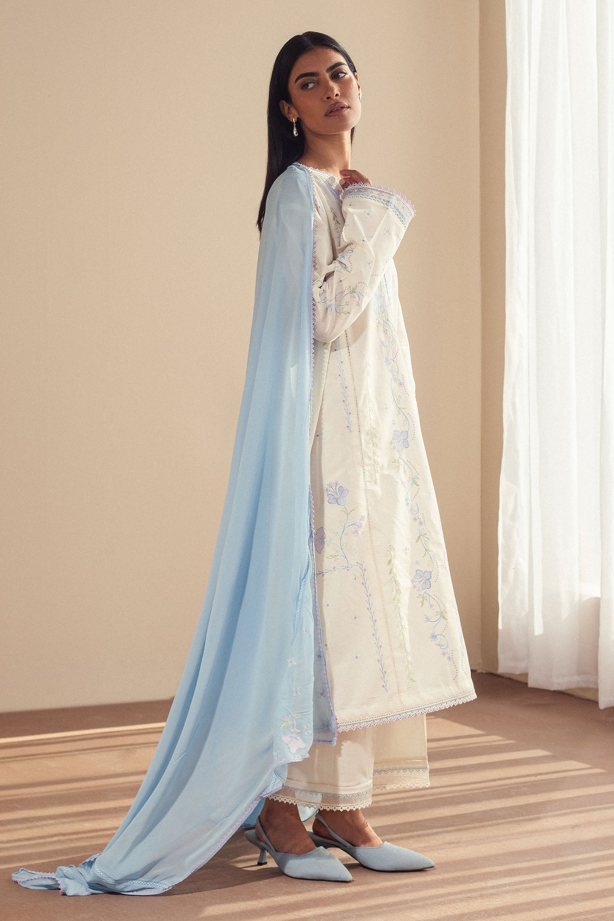 Zara Shahjahan | Pret Wear | CR25P0108 L White Cambric