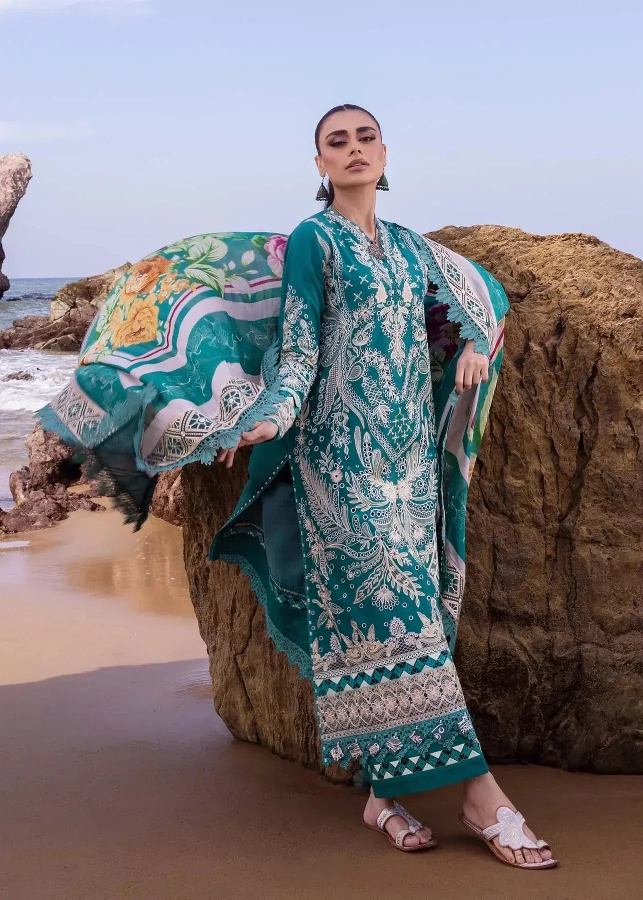 Akbar Aslam | Oasis Lawn 24 | Tweedia - Pakistani Designer Dress - by Akbar Aslam | Type: Luxury - 100% Original at Saira Sultan