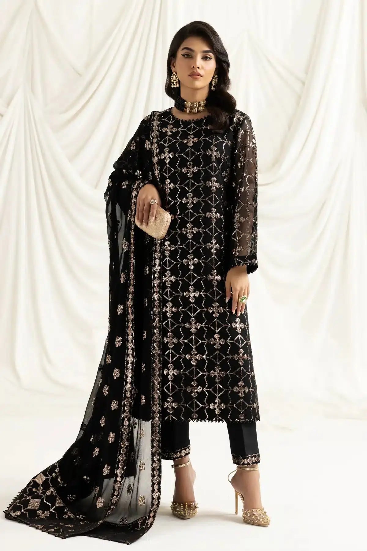 Alizeh | Dua Formals 23 | DUA-V02D04A-NAZIK(BLACK) - Pakistani Designer Dress - by Alizeh | Type: Formal - 100% Original at Saira Sultan