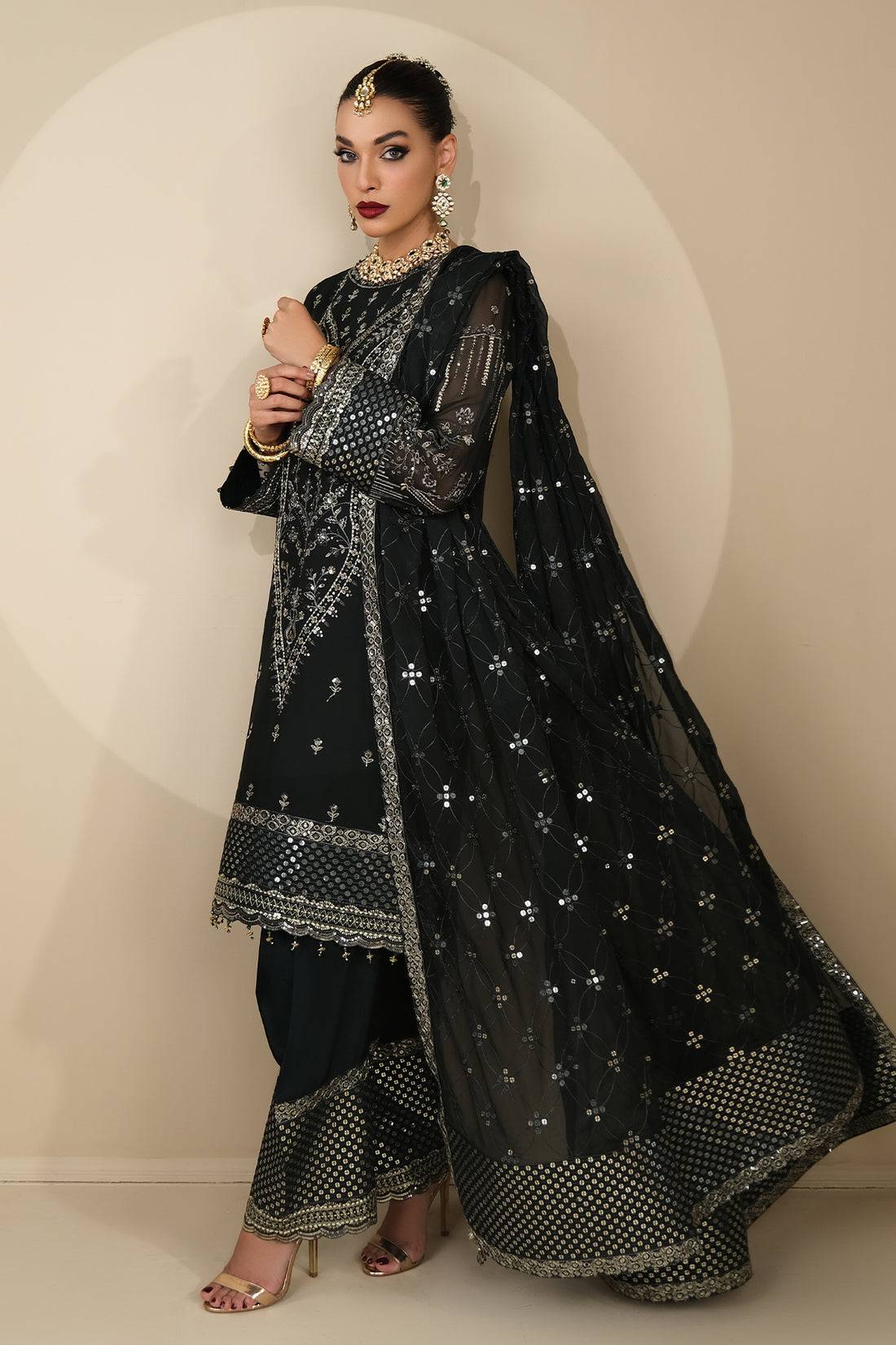 Alizeh | Formals Collection | MINERVA UF-V03D04 - Pakistani Designer Dress - by Alizeh | Type: Formal - 100% Original at Saira Sultan
