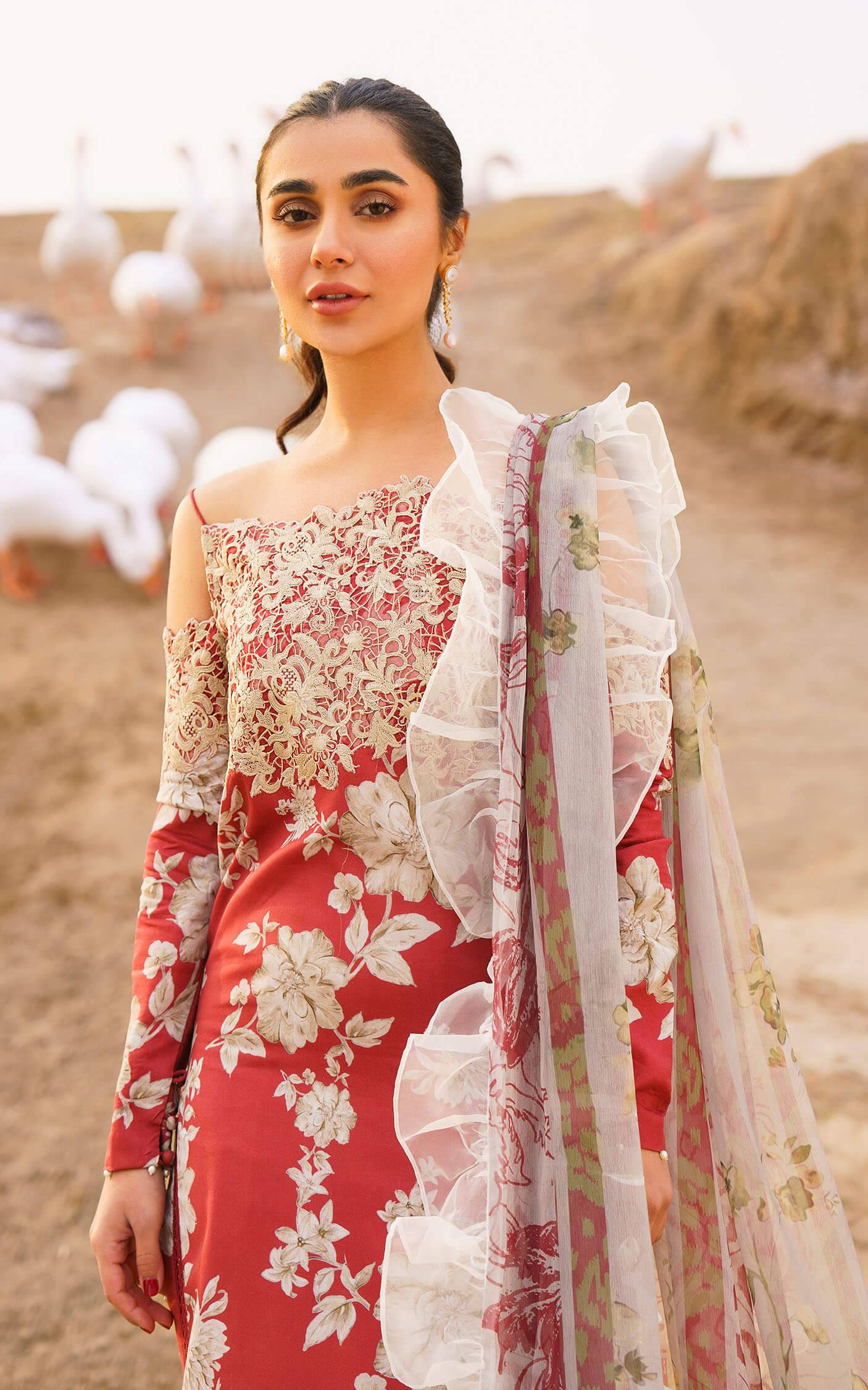 Asifa and Nabeel | Meraki Summer 24 | SIA-U141M006 - Pakistani Designer Dress - by Asifa and Nabeel | Type: Luxury - 100% Original at Saira Sultan