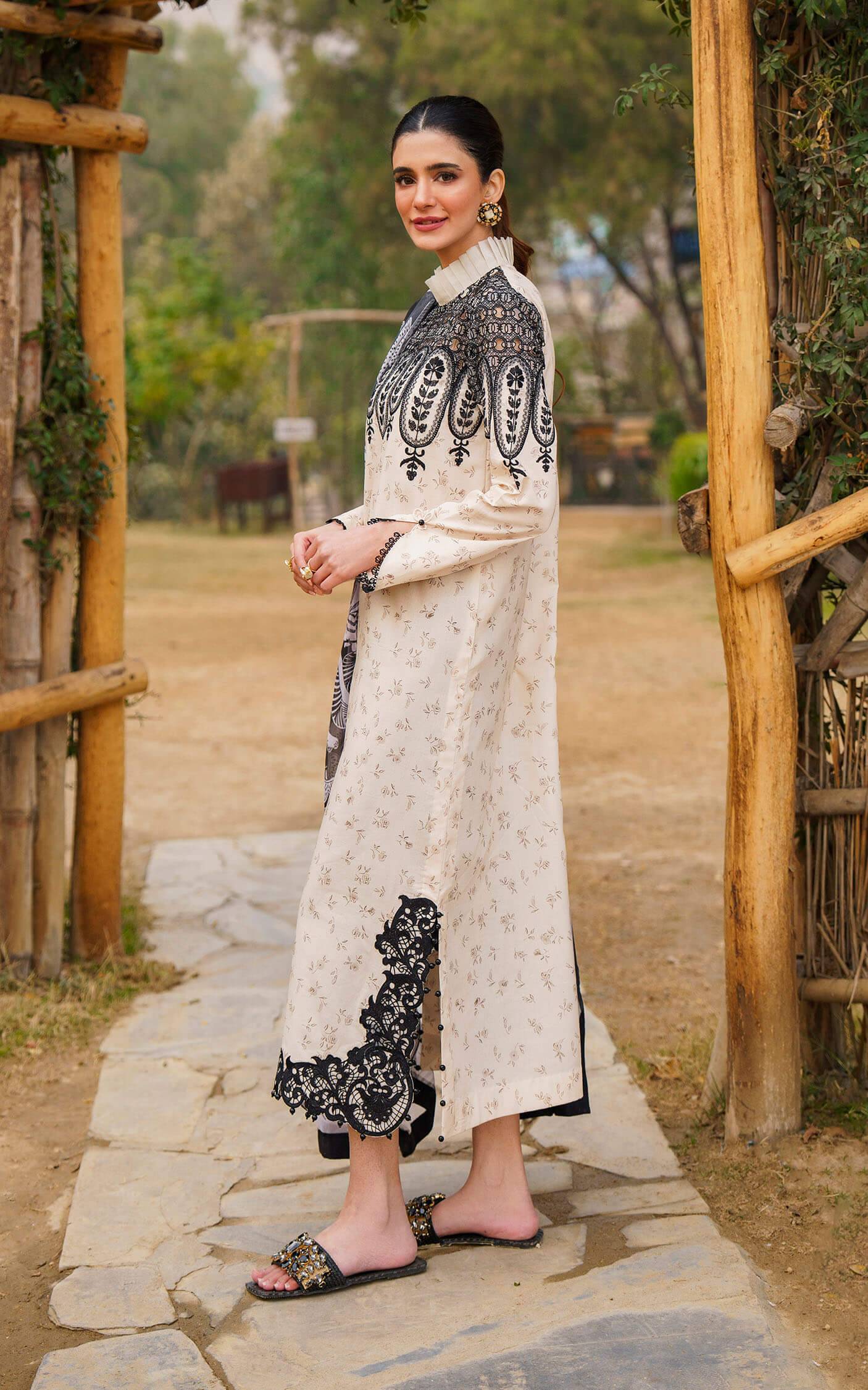 Asifa and Nabeel | Meraki Summer 24 | SNOWDROP-U141M002 - Pakistani Designer Dress - by Asifa and Nabeel | Type: Luxury - 100% Original at Saira Sultan