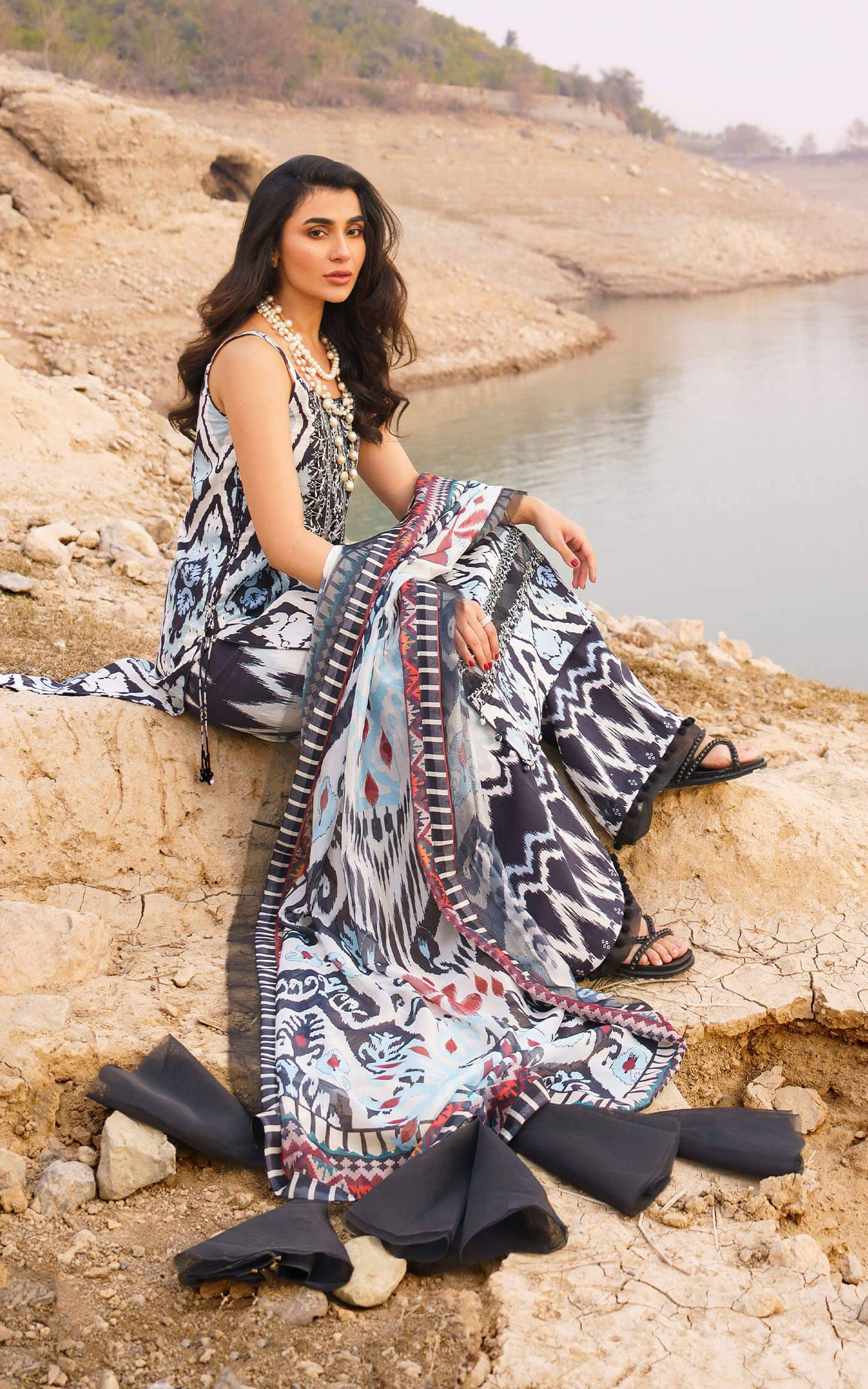 Asifa and Nabeel | Meraki Summer 24 | STARLETE - Pakistani Designer Dress - by Asifa and Nabeel | Type: Luxury - 100% Original at Saira Sultan