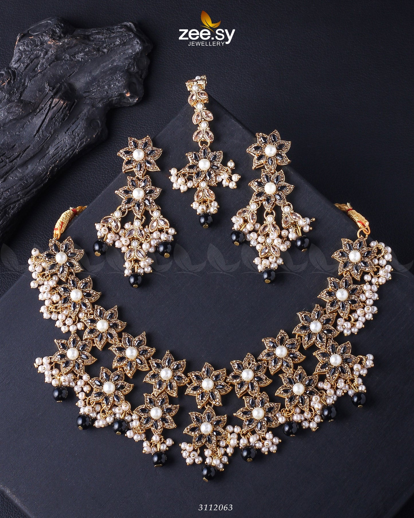 Monarda Bridal Sets Golden Black
