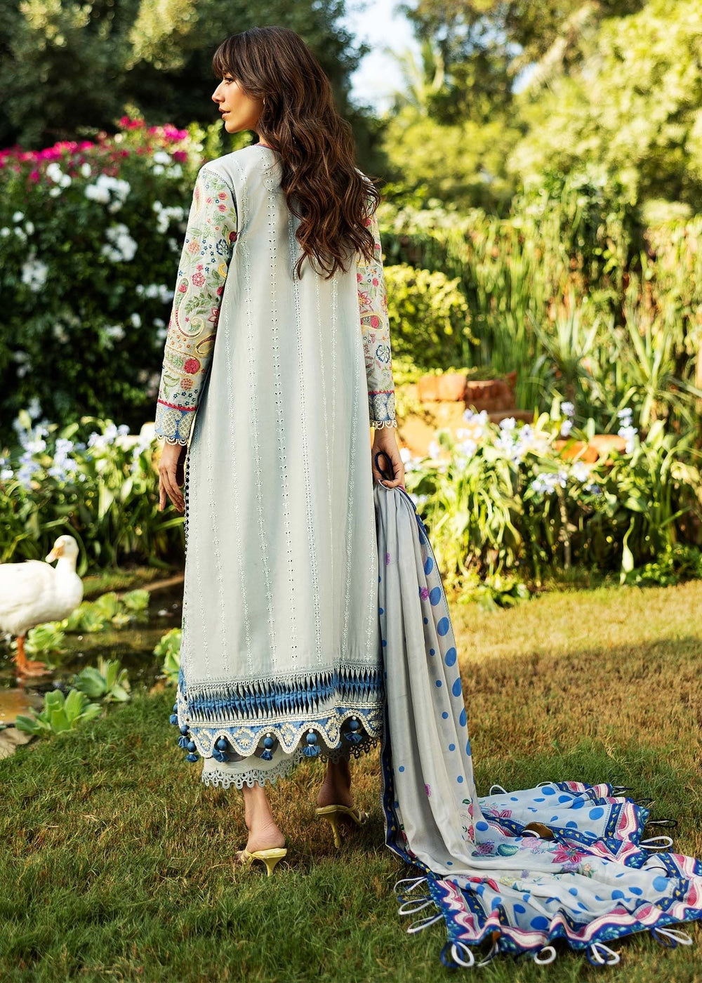 Sadaf Fawad Khan | Siraa Lawn 25 | PAISLEY GARDEN - A L Light Gray Lawn