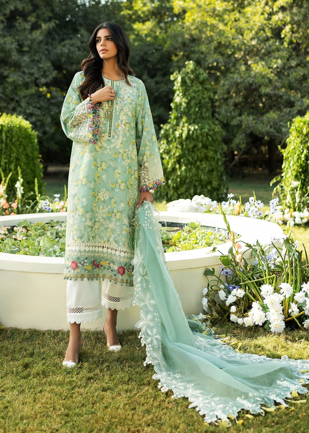 Sadaf Fawad Khan | Siraa Lawn 25 | BLOOM - B XS Mint Green Lawn