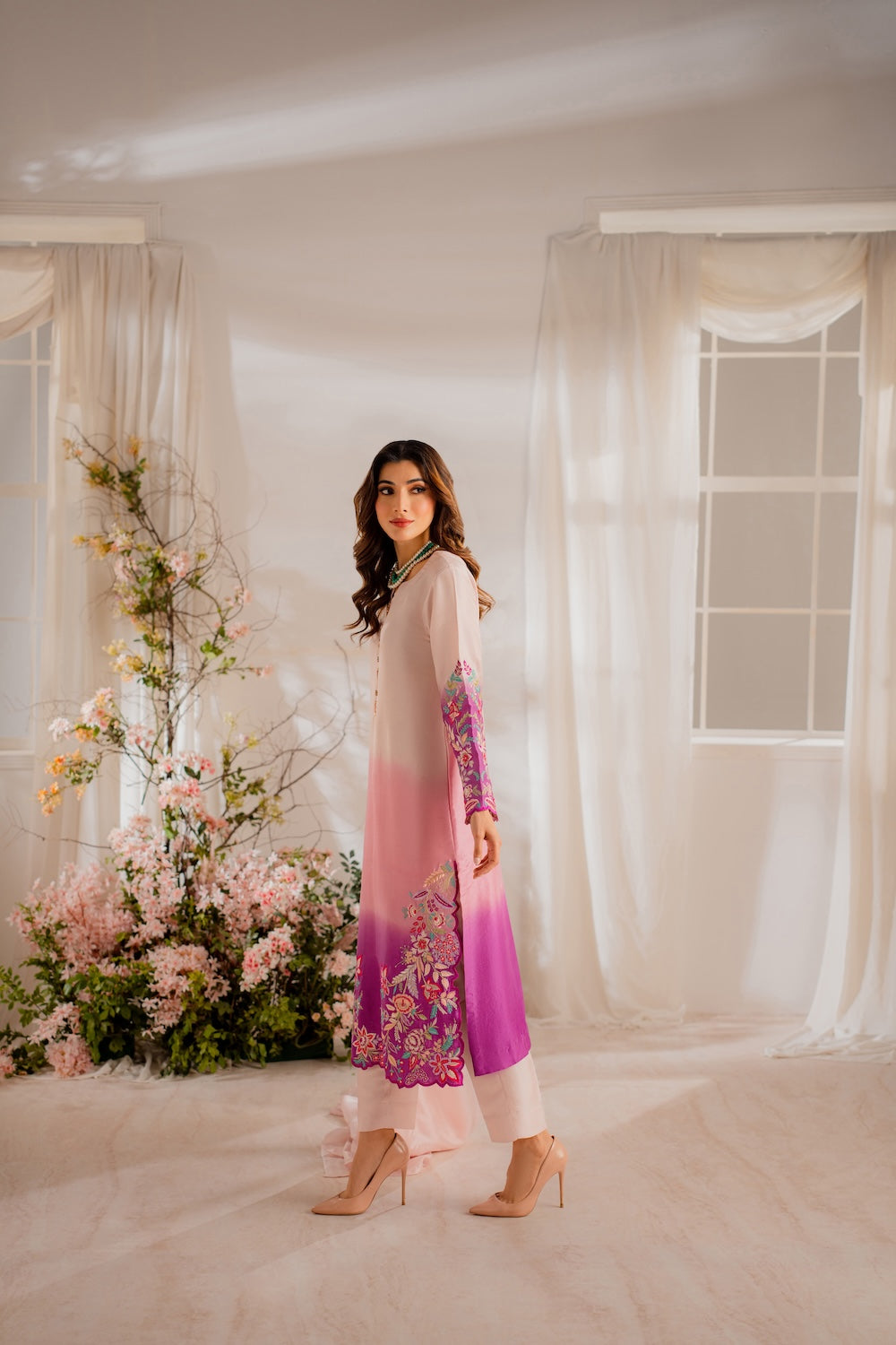 Vintage | Sohani Luxe | Dua - Pakistani Designer Dress - by Vintage - Type : Ladies Clothes - 100% Original at Saira Sultan