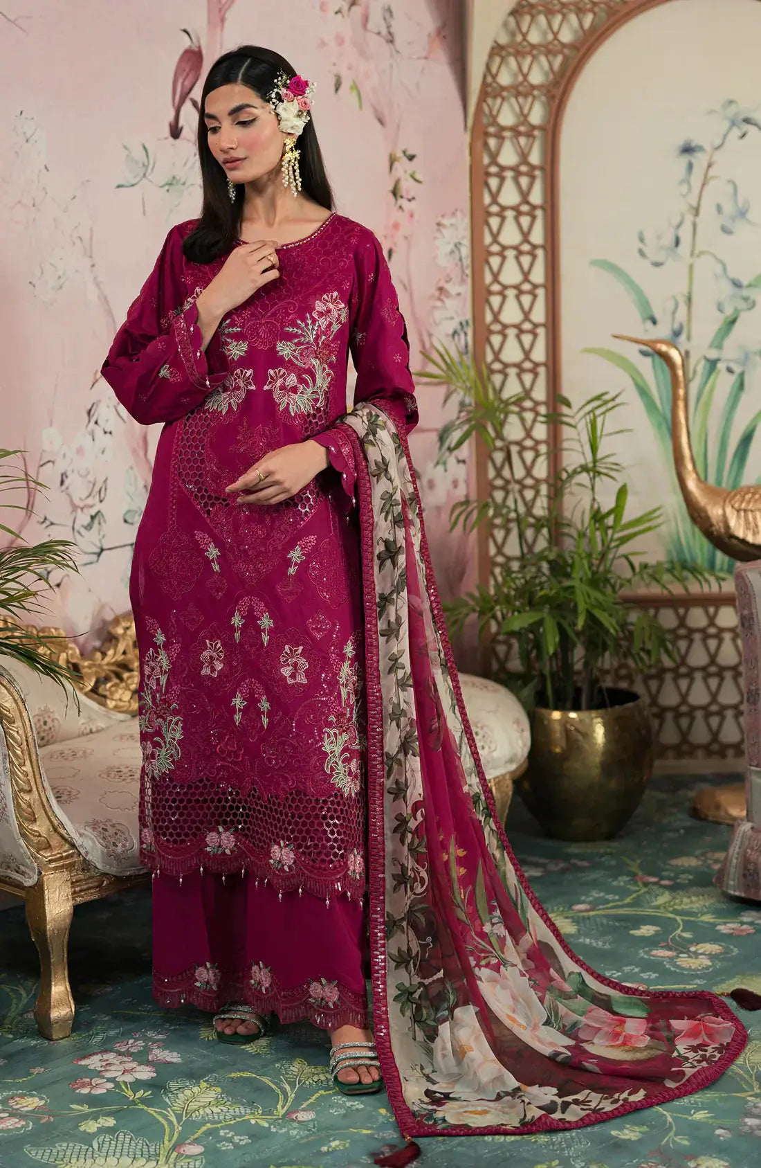 Emaan Adeel | Ayra Luxury Lawn 24 | AR-04 - Pakistani Designer Dress - by Emaan Adeel | Type: Luxury - 100% Original at Saira Sultan