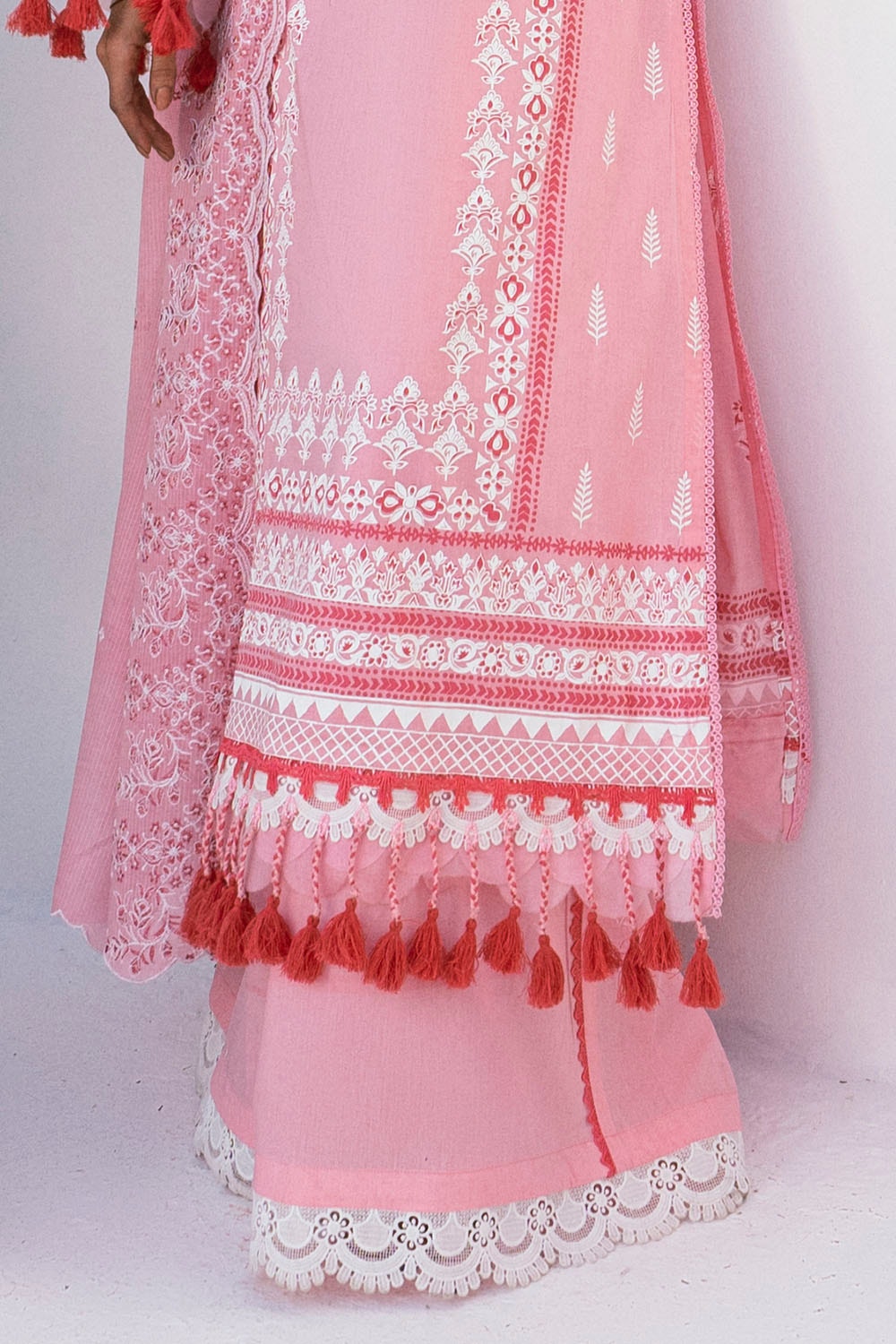 Gul Ahmed | Gul Nilofer 25 | DN-52015 S Pink Lawn