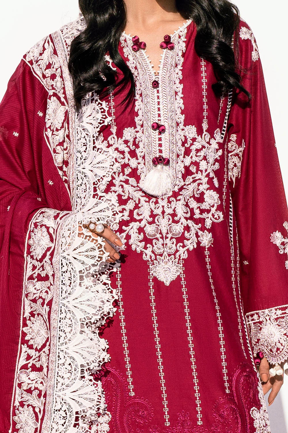 Gul Ahmed | Gul Nilofer 25 | DN-42040 XL Redish Pink Lawn