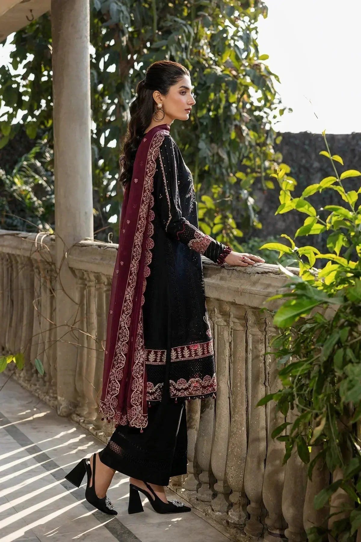 Farasha | Bahaar Embroidered Lawn | Twilight Bloom - Pakistani Designer Dress - by Farasha | Type: Luxury - 100% Original at Saira Sultan