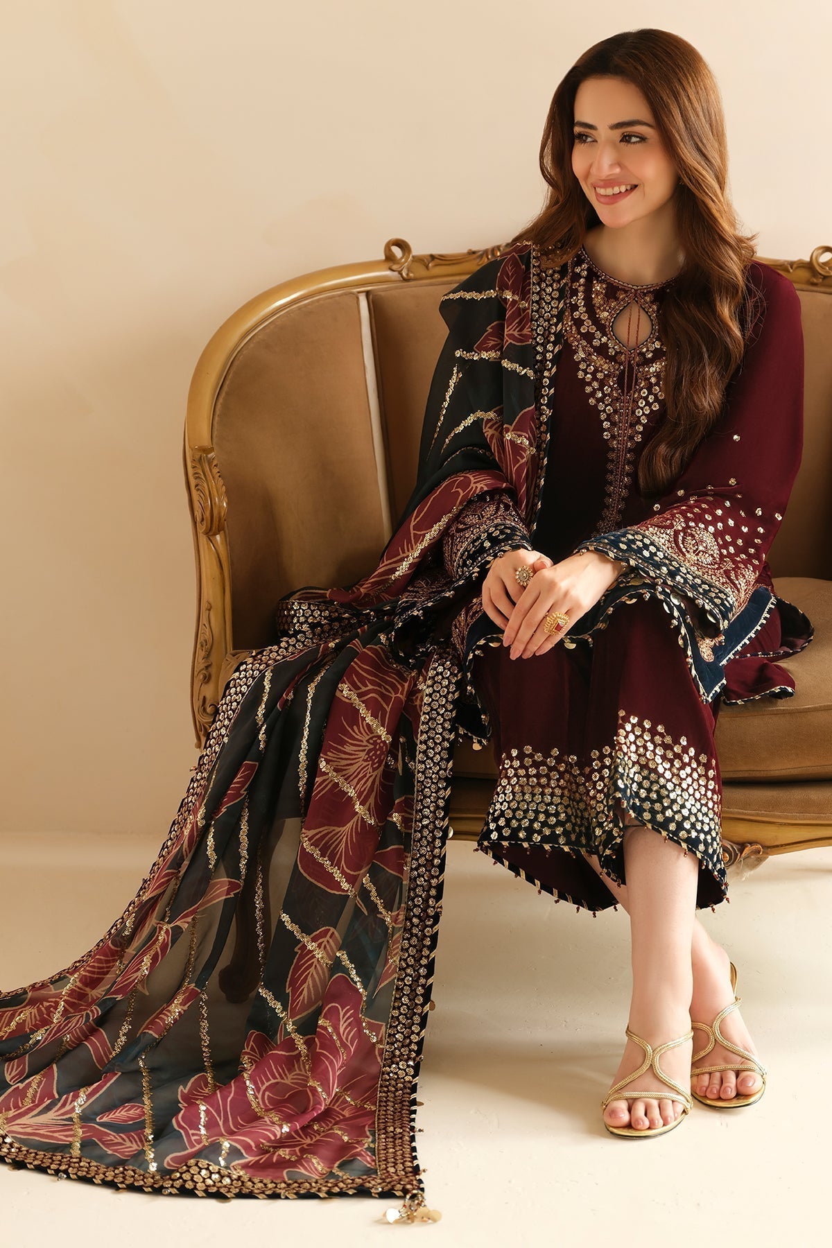 Jazmin | Velvet Edit 24 | Velvet Formal VF-2038 - Pakistani Designer Dress - by Jazmin | Type: Formal - 100% Original at Saira Sultan