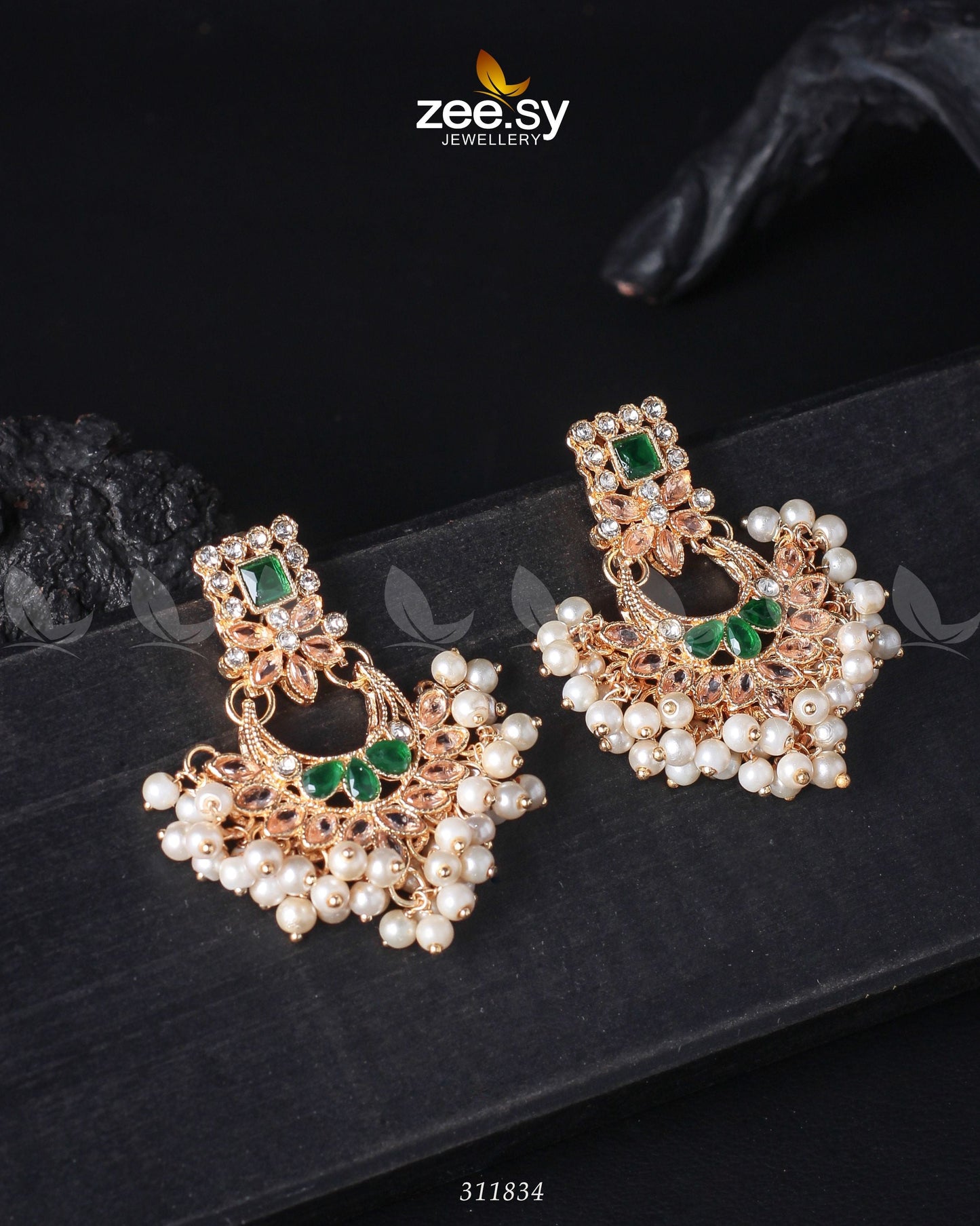 Lily Earrings Green