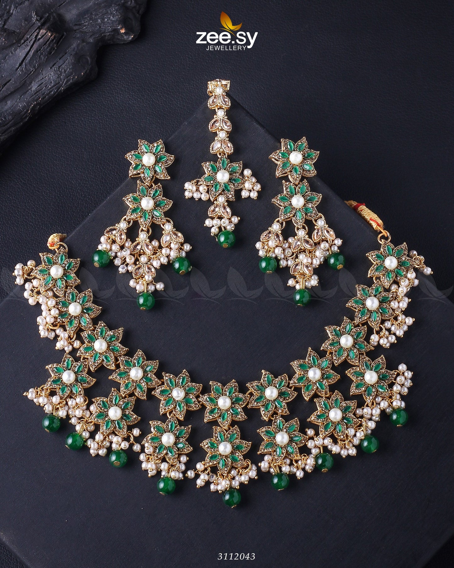 Monarda Bridal Sets Golden Green