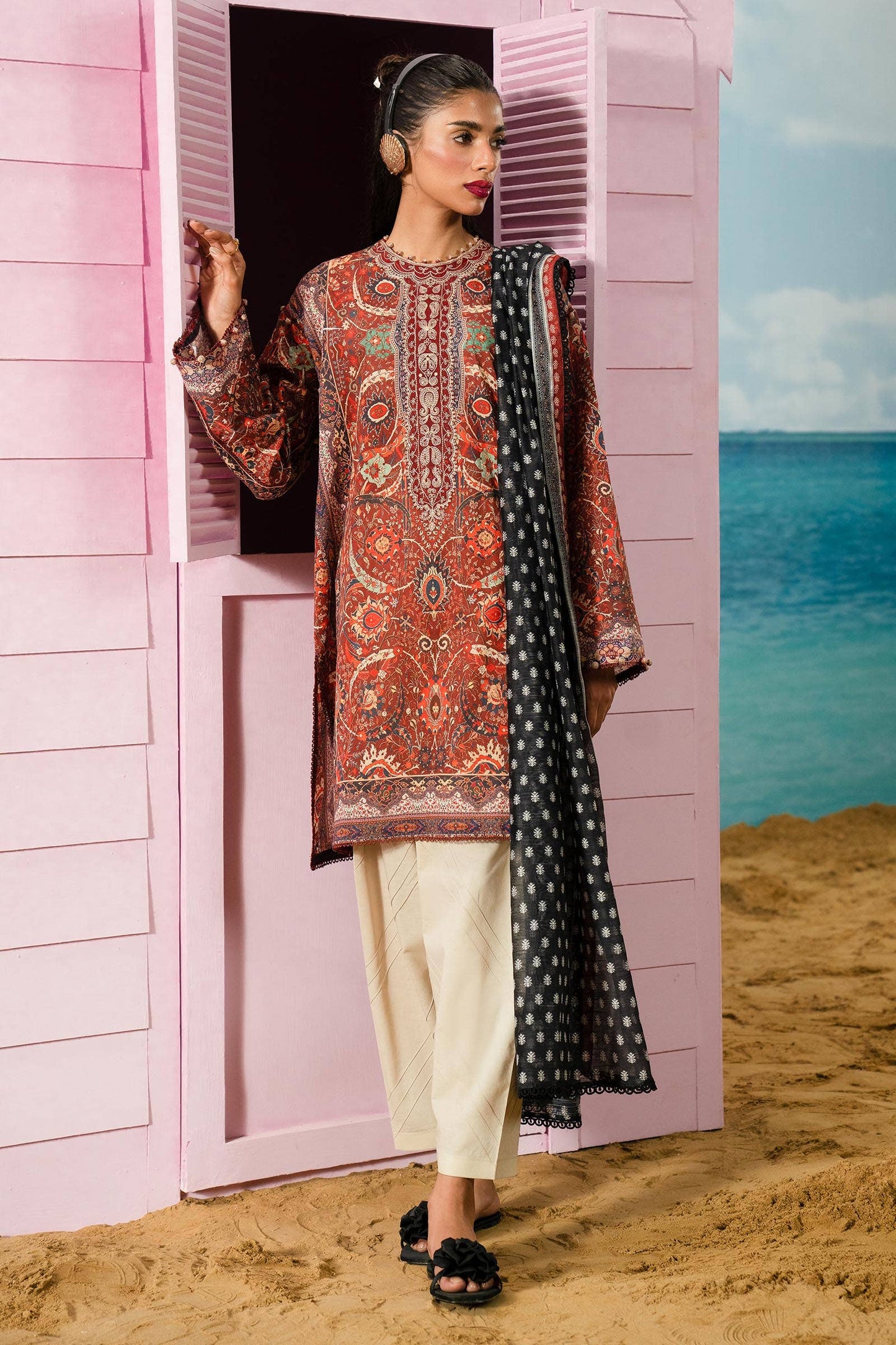 Sana Safinaz | Mahay Summer Lawn 24 | S-42 - Pakistani Designer Dress - by Sana Safinaz | Type: Luxury - 100% Original at Saira Sultan