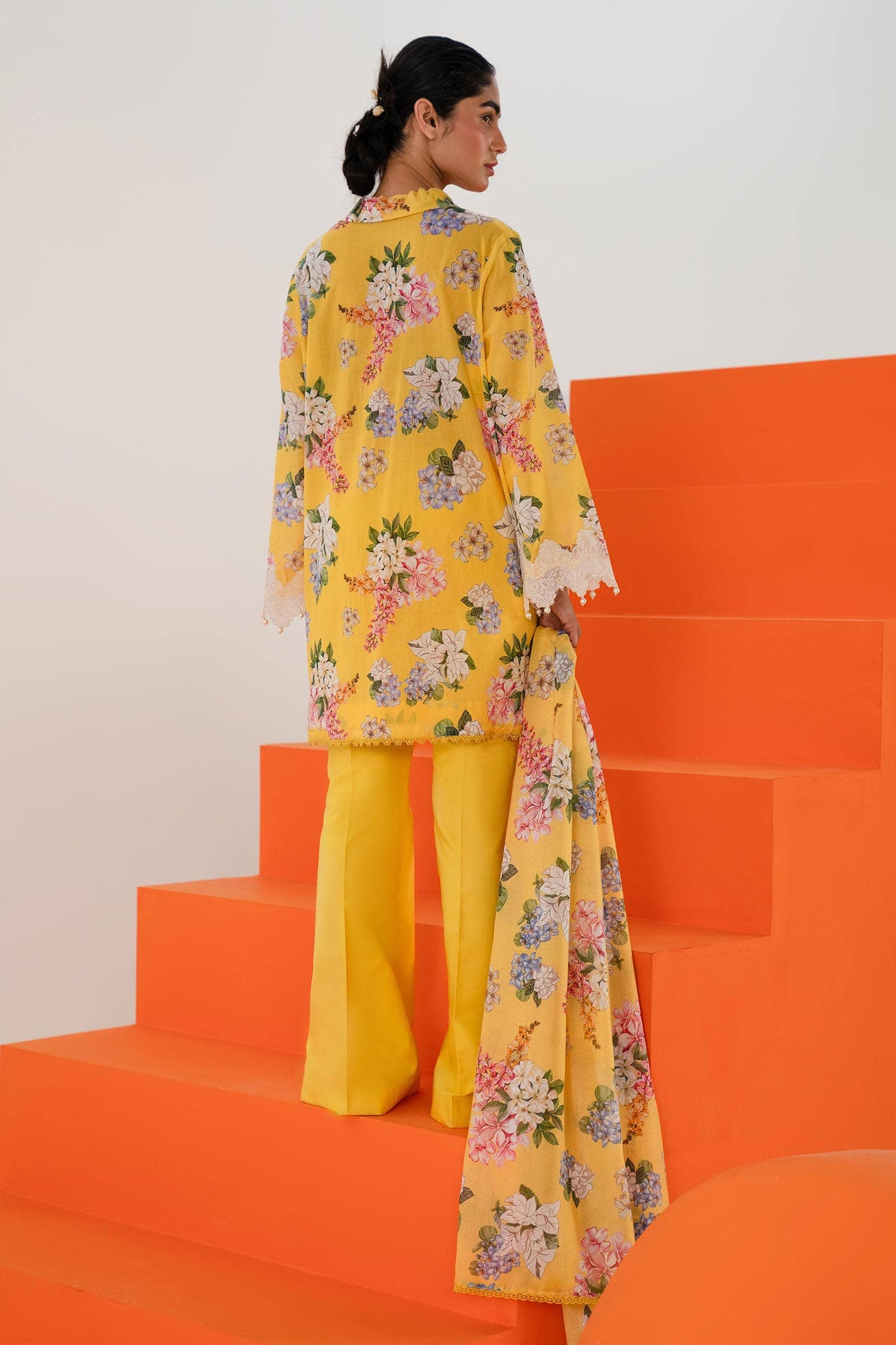 Sana Safinaz | Mahay Summer Lawn 24 | S-33 - Pakistani Designer Dress - by Sana Safinaz | Type: Luxury - 100% Original at Saira Sultan