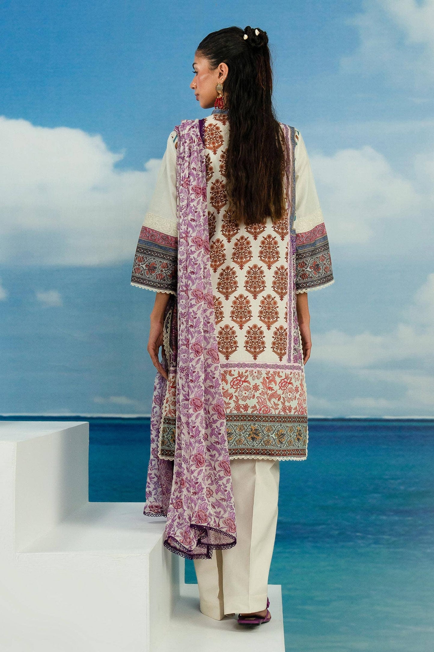 Sana Safinaz | Mahay Summer Lawn 24 | S-20 - Pakistani Designer Dress - by Sana Safinaz | Type: Luxury - 100% Original at Saira Sultan
