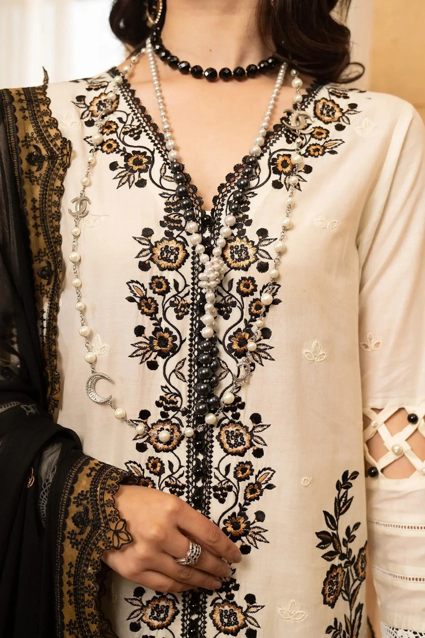Hemstitch | Summer Luxury Lawn 24 | Prestige - Pakistani Designer Dress - by Hemstitch | Type: - 100% Original at Saira Sultan